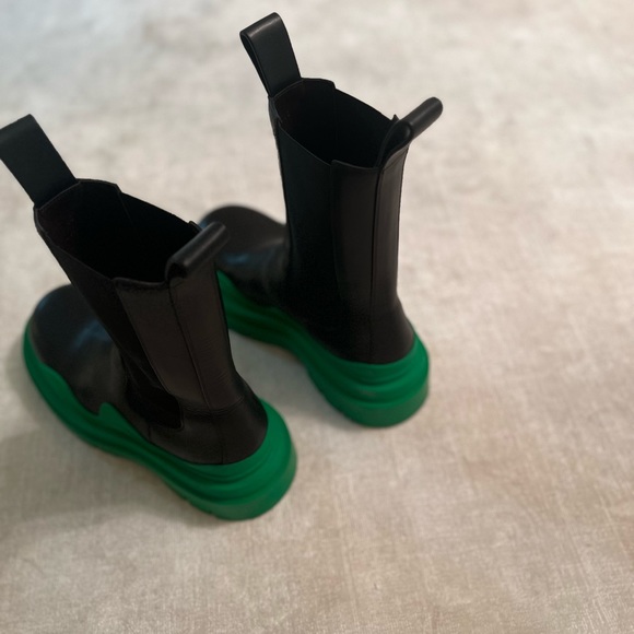 Bottega Veneta tire boots !! - Picture 7 of 12